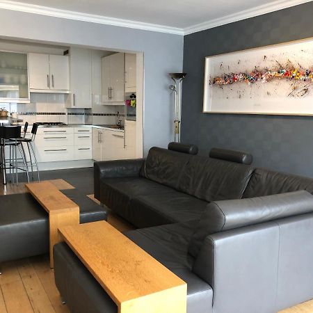 Modern Apartment At 2 Steps From Beach Остенде Екстериор снимка