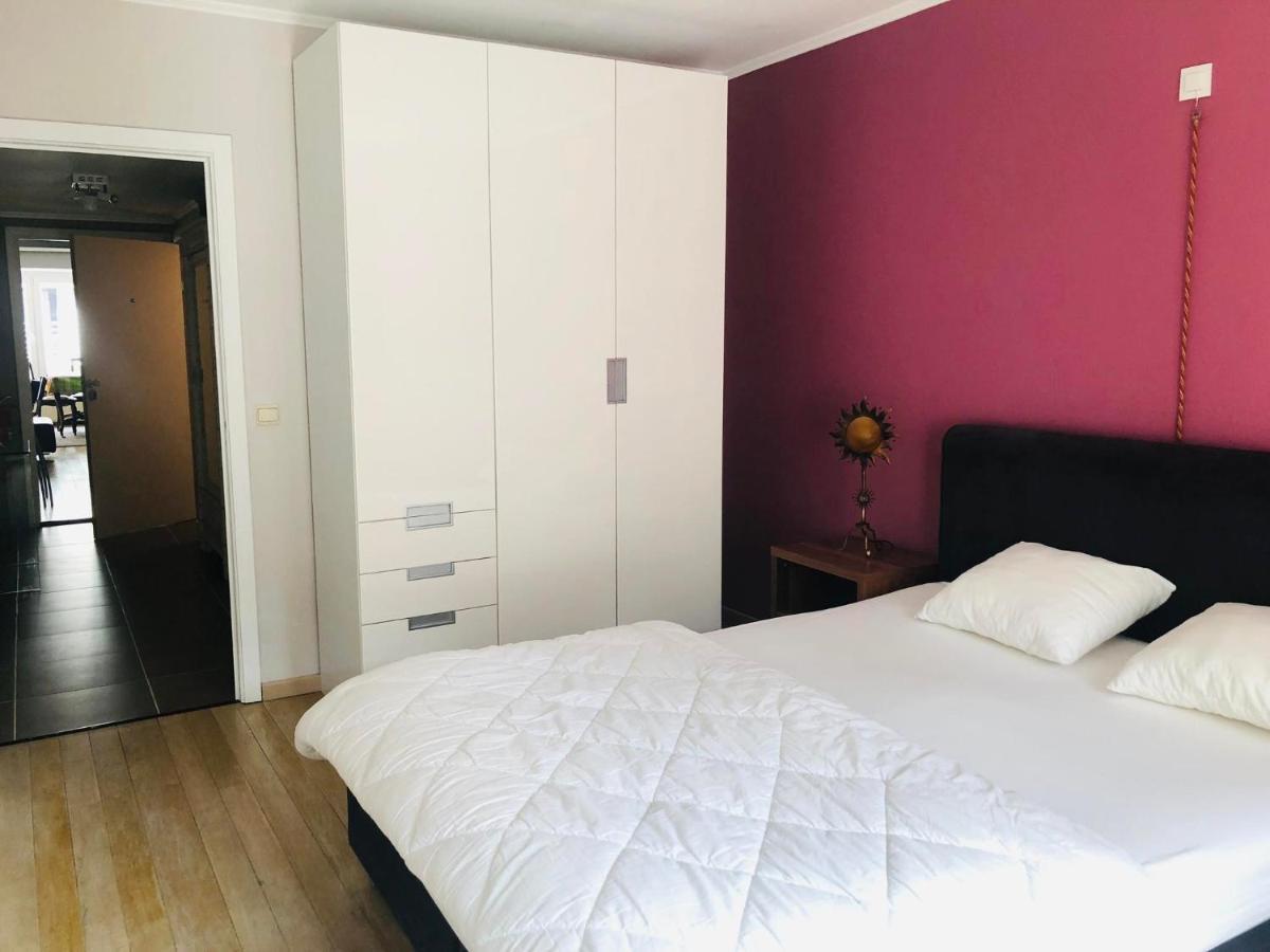 Modern Apartment At 2 Steps From Beach Остенде Екстериор снимка
